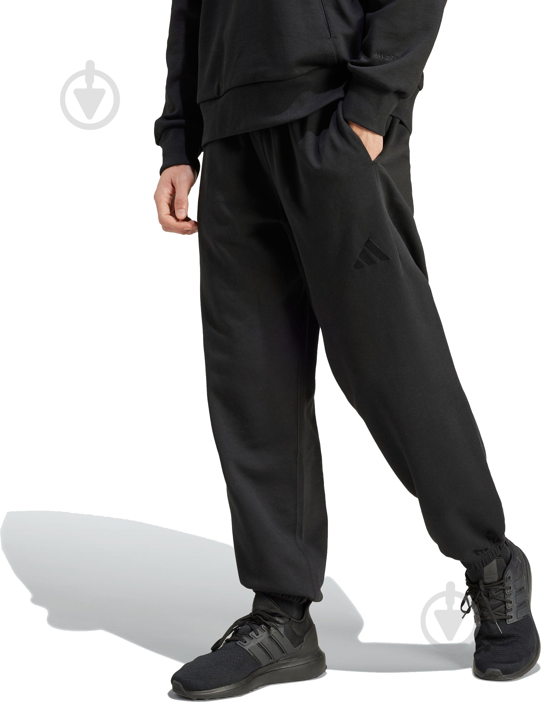 Брюки Adidas M A SZN FL PT IX1252 р. L черный - фото 1