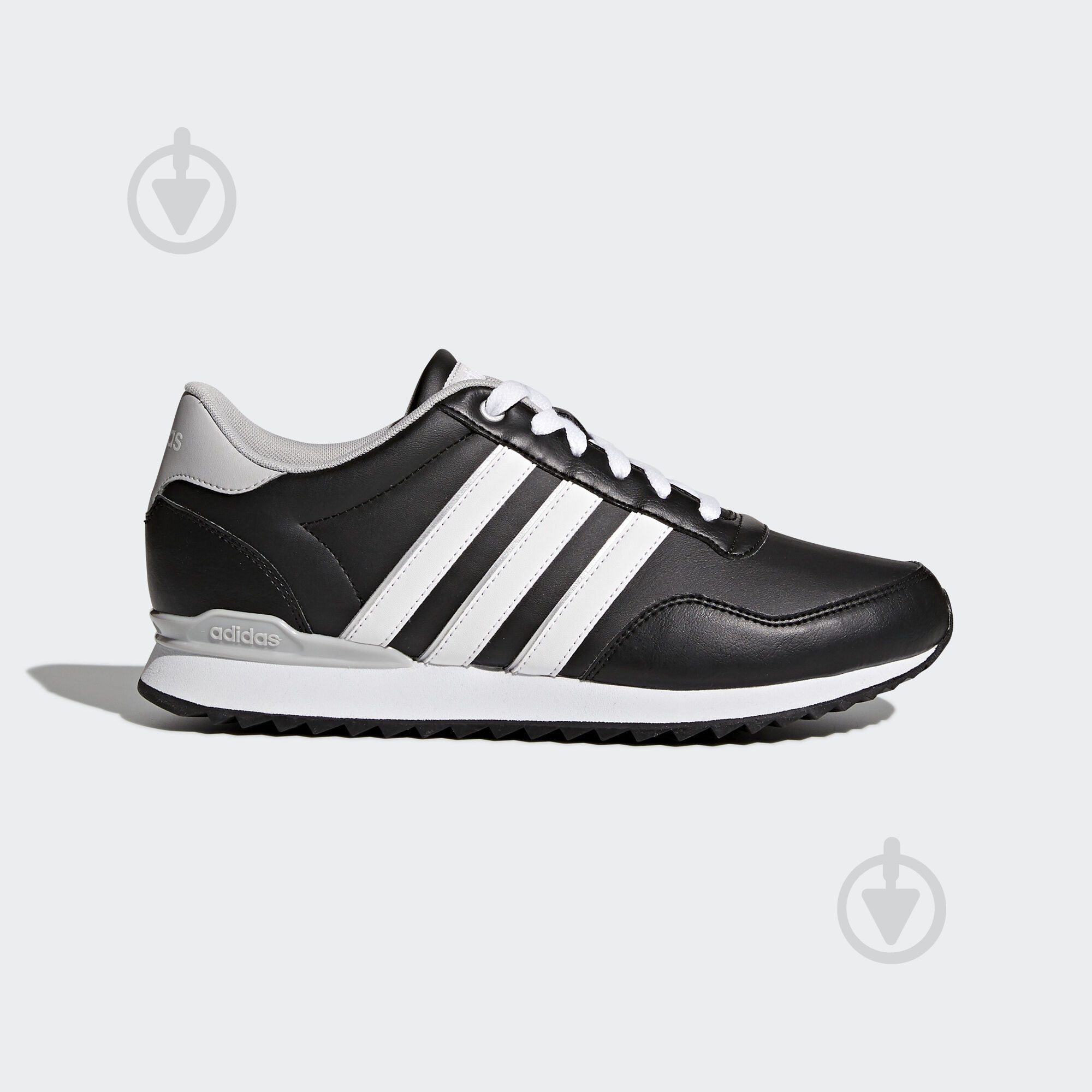 Кроссовки мужские зимние Adidas JOGGER CL BB9682 р.44 черные - фото 1