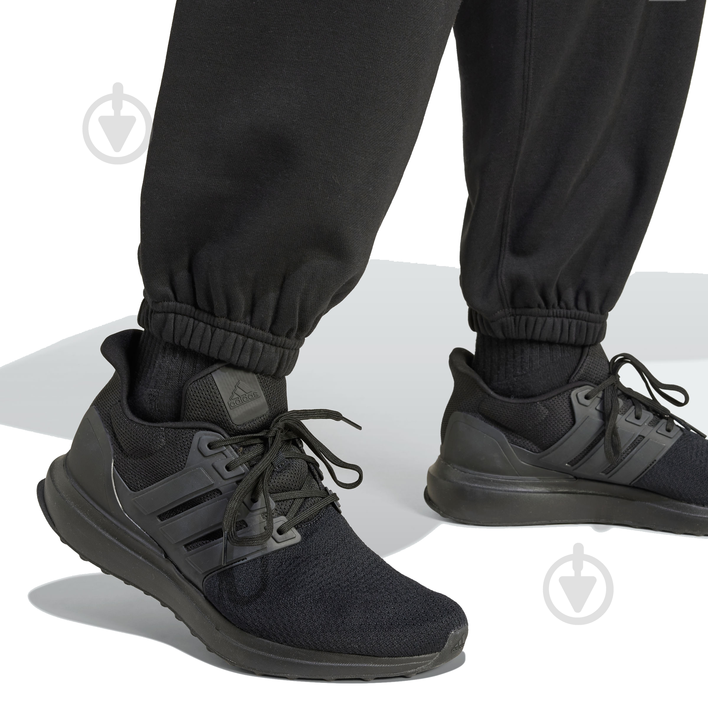 Брюки Adidas M A SZN FL PT IX1252 р. XL черный - фото 4