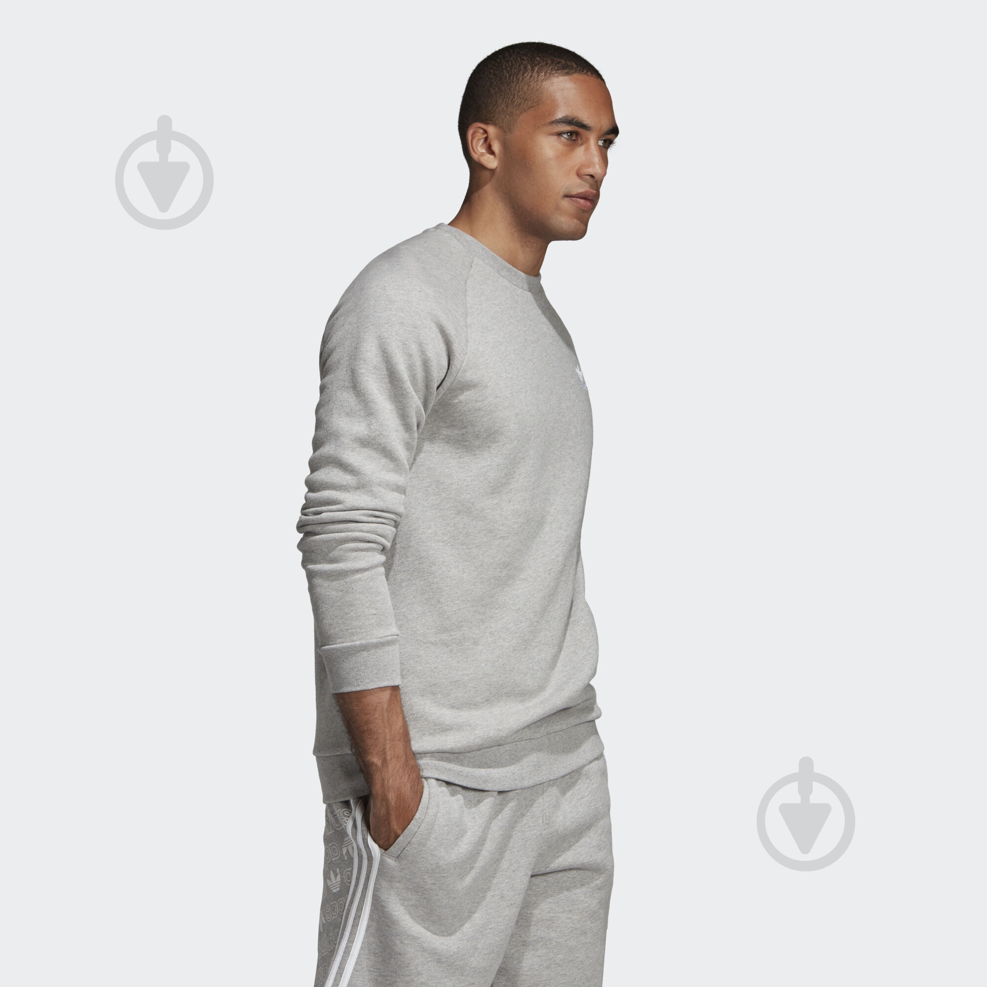 Свитшот Adidas ESSENTIAL CREW DV1642 р. M серый - фото 4
