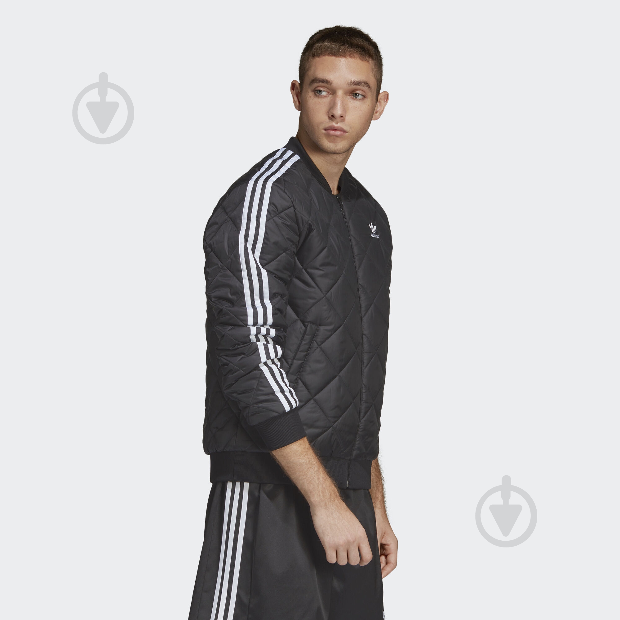 Ветровка Adidas SST QUILTED DV2302 р.S черная - фото 4