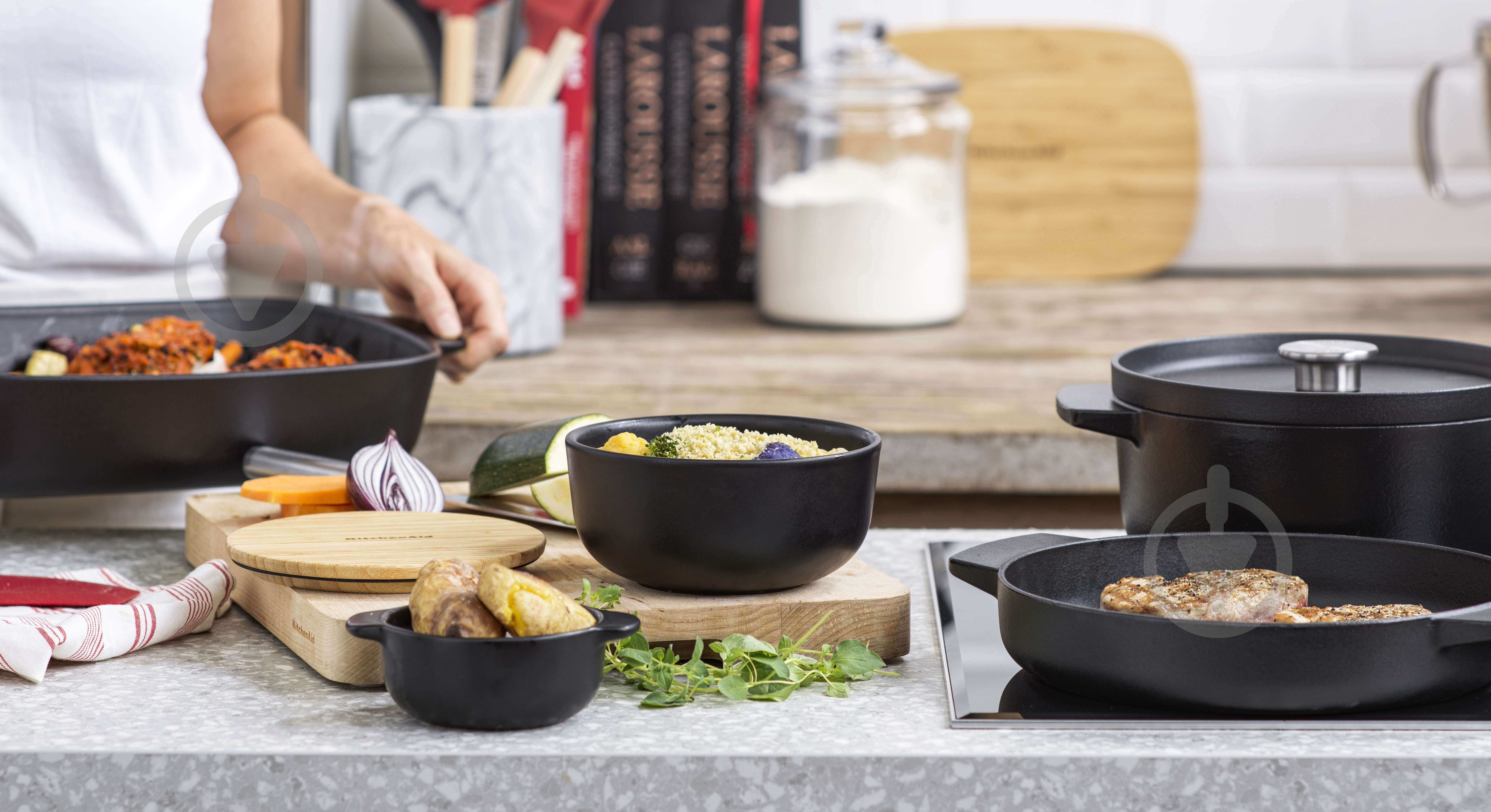 Миска с крышкой KitchenAid Миска з кришкою Matte Oven-to-table 15 см (CC004972-001) - фото 5