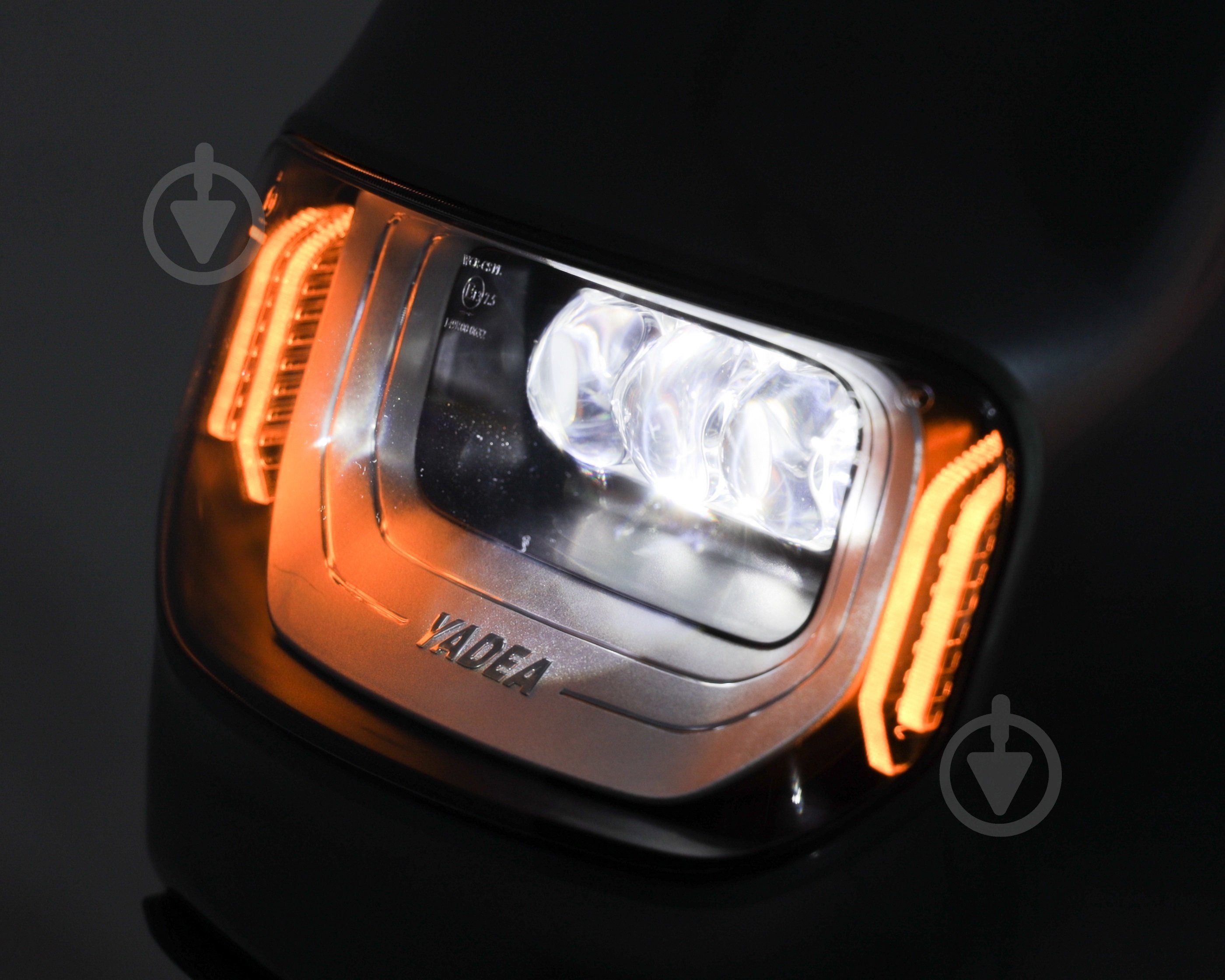 Електроскутер YADEA E8S (black) - фото 12