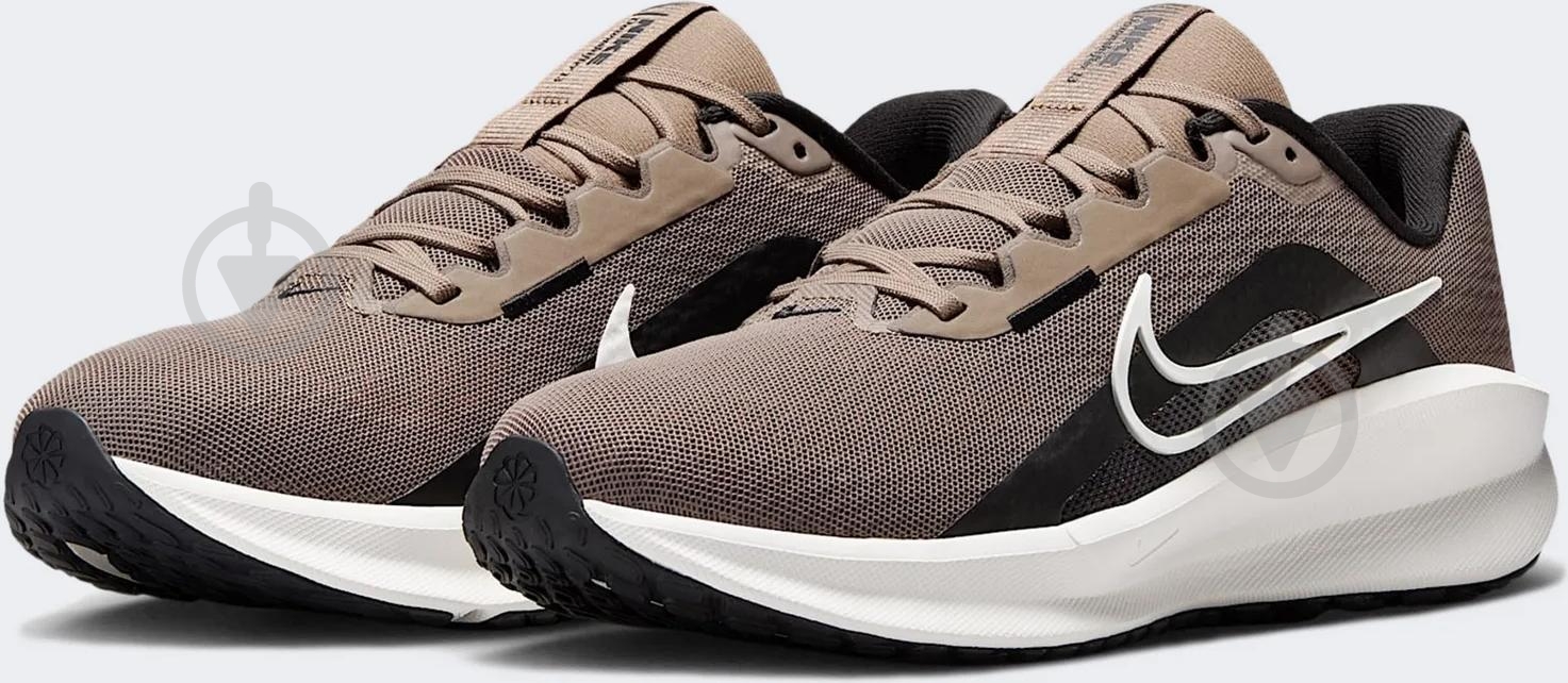 ᐉ Кросівки жіночі Nike W DOWNSHIFTER 13 FD6476-200 р.36 коричневі