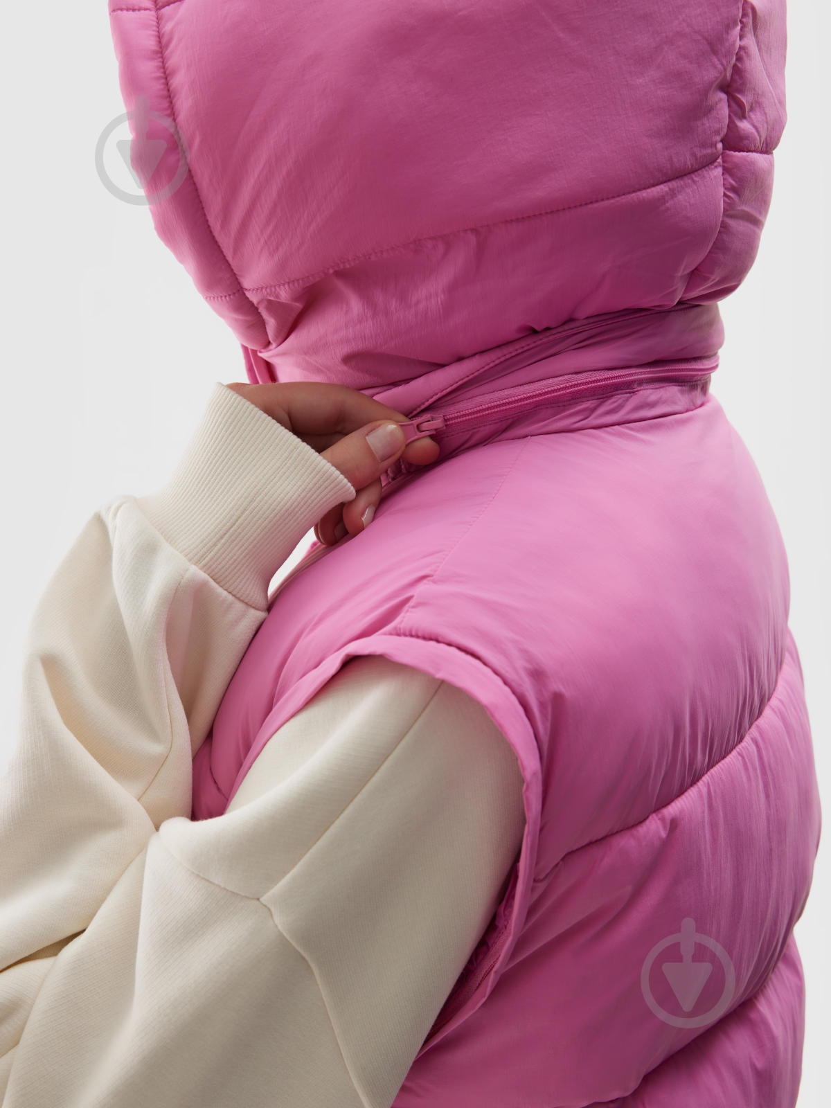 Пуховик 4F DOWN JACKET F470 4FWAW24TDJAF470-54S р.S - фото 7 Пуховик 4F DOWN JACKET F470 4FWAW24TDJAF470-54S р.S - фото 7