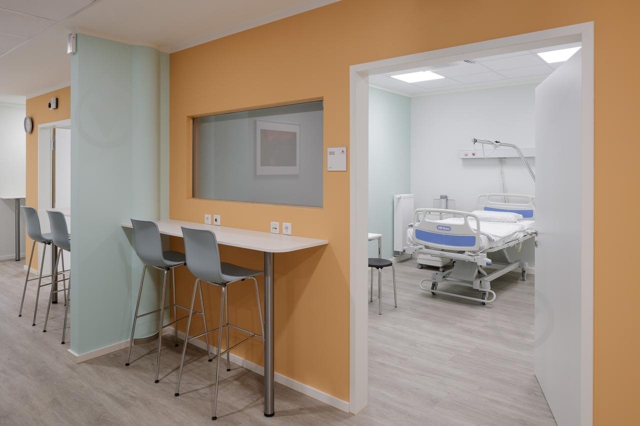 Фарба інтер'єрна акрилова Caparol CapaGreen Indeko-plus E.L.F. plus База 1 глибокий мат 10 л 15 кг - фото 3 Фарба інтер'єрна акрилова Caparol CapaGreen Indeko-plus E.L.F. plus База 1 глибокий мат 10 л 15 кг - фото 3