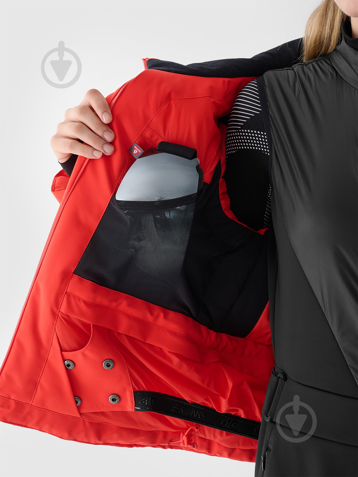 Куртка 4F TECHNICAL JACKET F582 4FWAW24TTJAF582-62S р.S - фото 12 Куртка 4F TECHNICAL JACKET F582 4FWAW24TTJAF582-62S р.S - фото 12