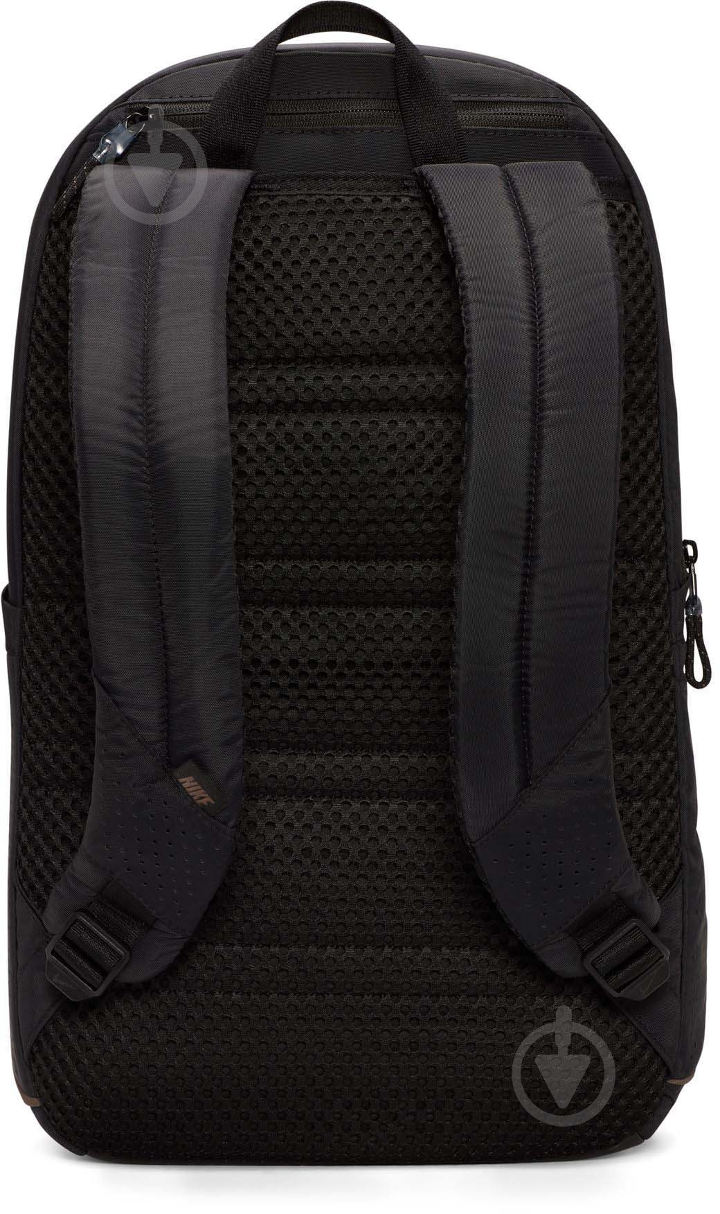 Рюкзак Nike ESSENTIALS DJ9789-010 20 л черный - фото 4 Рюкзак Nike ESSENTIALS DJ9789-010 20 л черный - фото 4