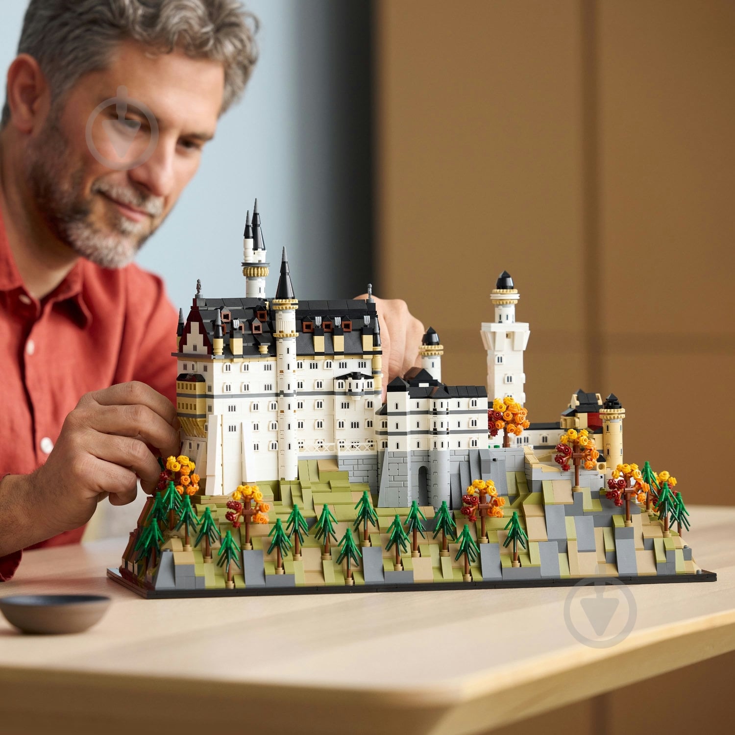Конструктор LEGO Architecture Замок Нойшванштайн 21063 - фото 5 Конструктор LEGO Architecture Замок Нойшванштайн 21063 - фото 5