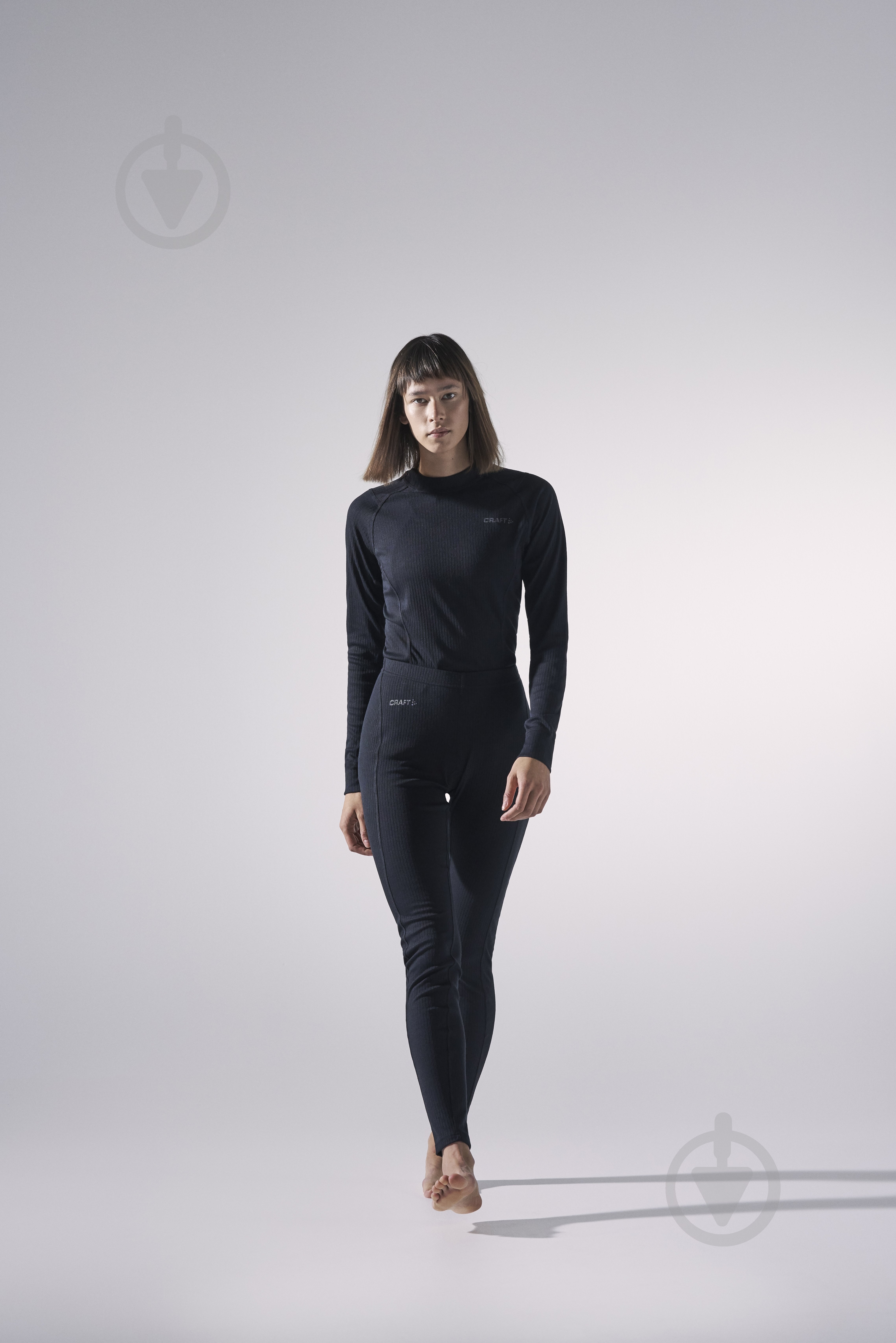 Комплект термобелья Craft CORE DRY BASELAYER SET W 1909706-999000 р.S черный - фото 1 Комплект термобелья Craft CORE DRY BASELAYER SET W 1909706-999000 р.S черный - фото 1