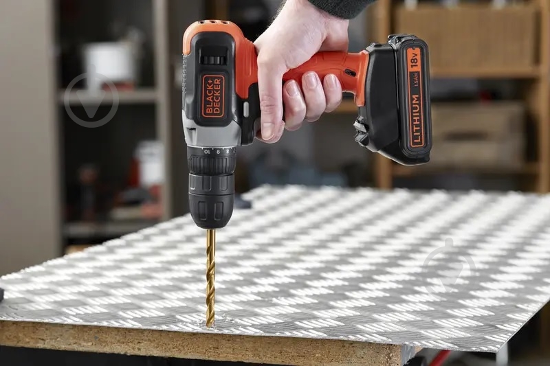 Шуруповерт аккумуляторный Black+Decker BCD001C1 - фото 13