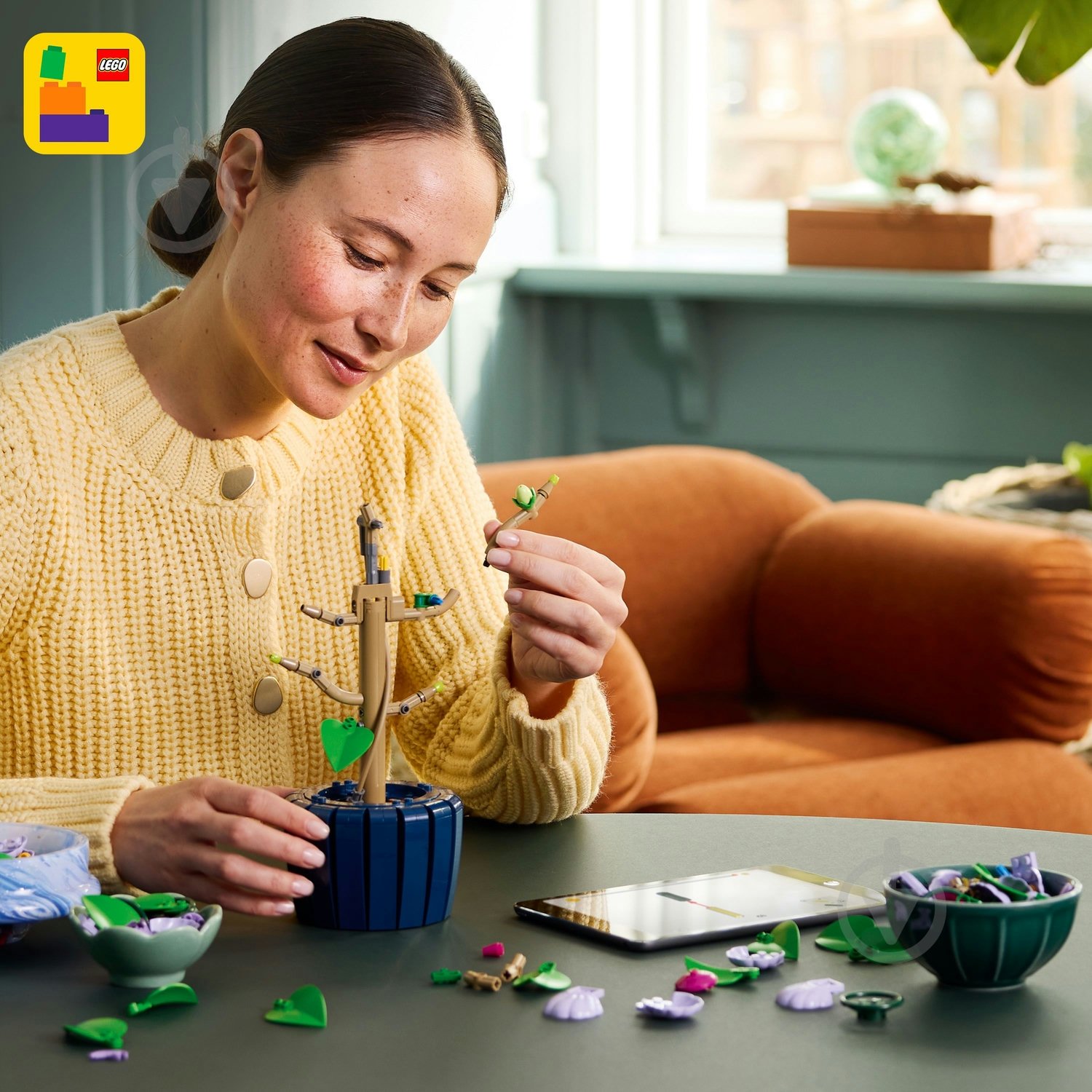 Конструктор LEGO Botanical Гібіскус 10372 - фото 5