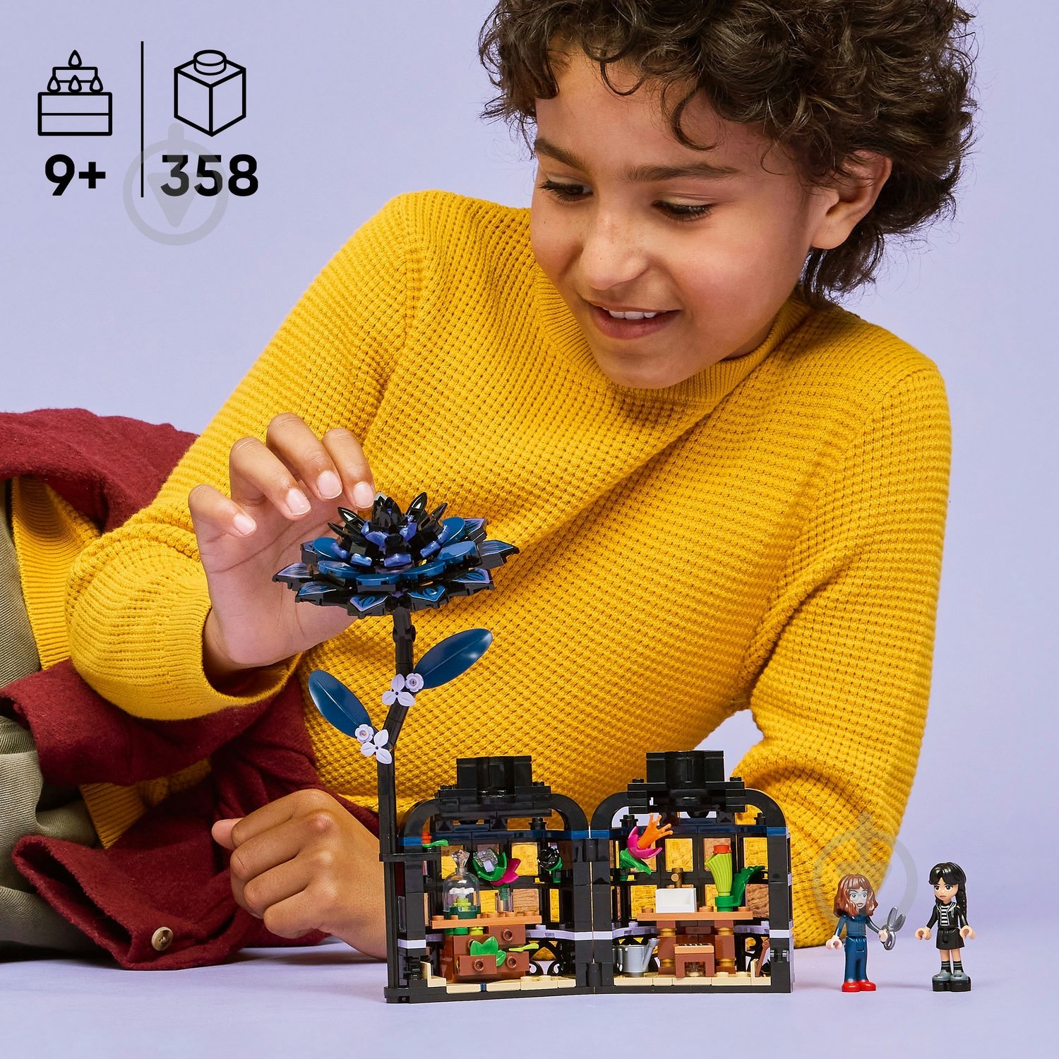 Конструктор LEGO Wednesday Квітка чорної жоржини 76784 - фото 4
