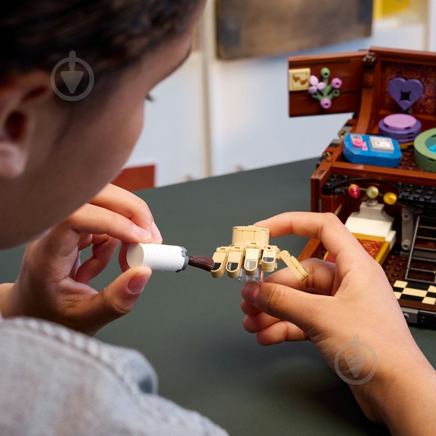 Конструктор LEGO Wednesday Квартира Вещи 76785 - фото 6