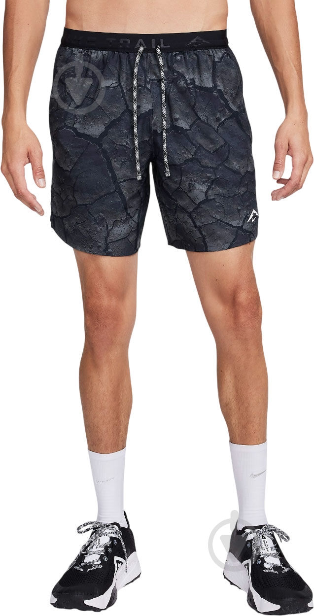 Шорти Nike Dri-FIT Stride FB7530-254 р. M чорний - фото 1