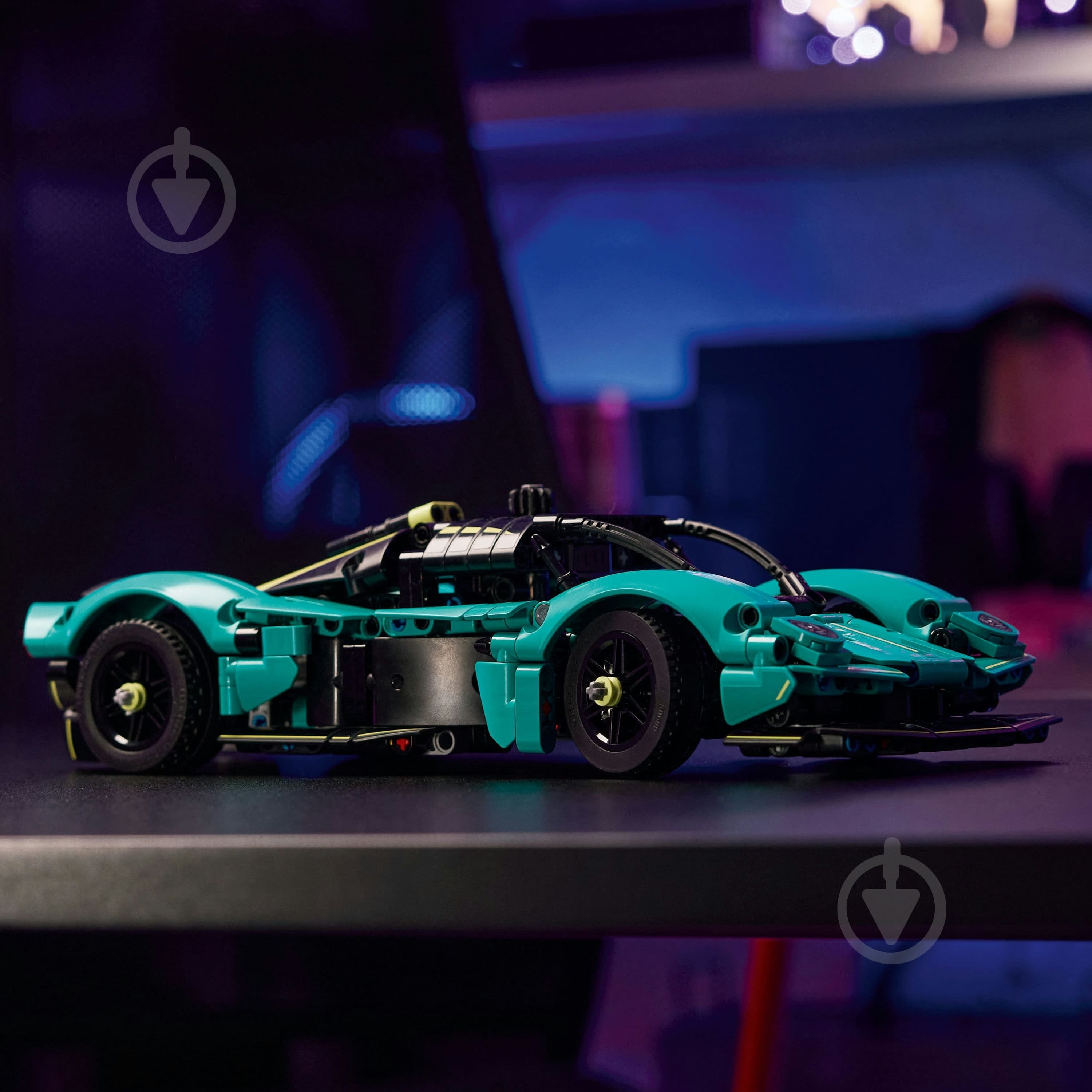 Конструктор LEGO Technic Aston Martin Valkyrie 42208 - фото 12