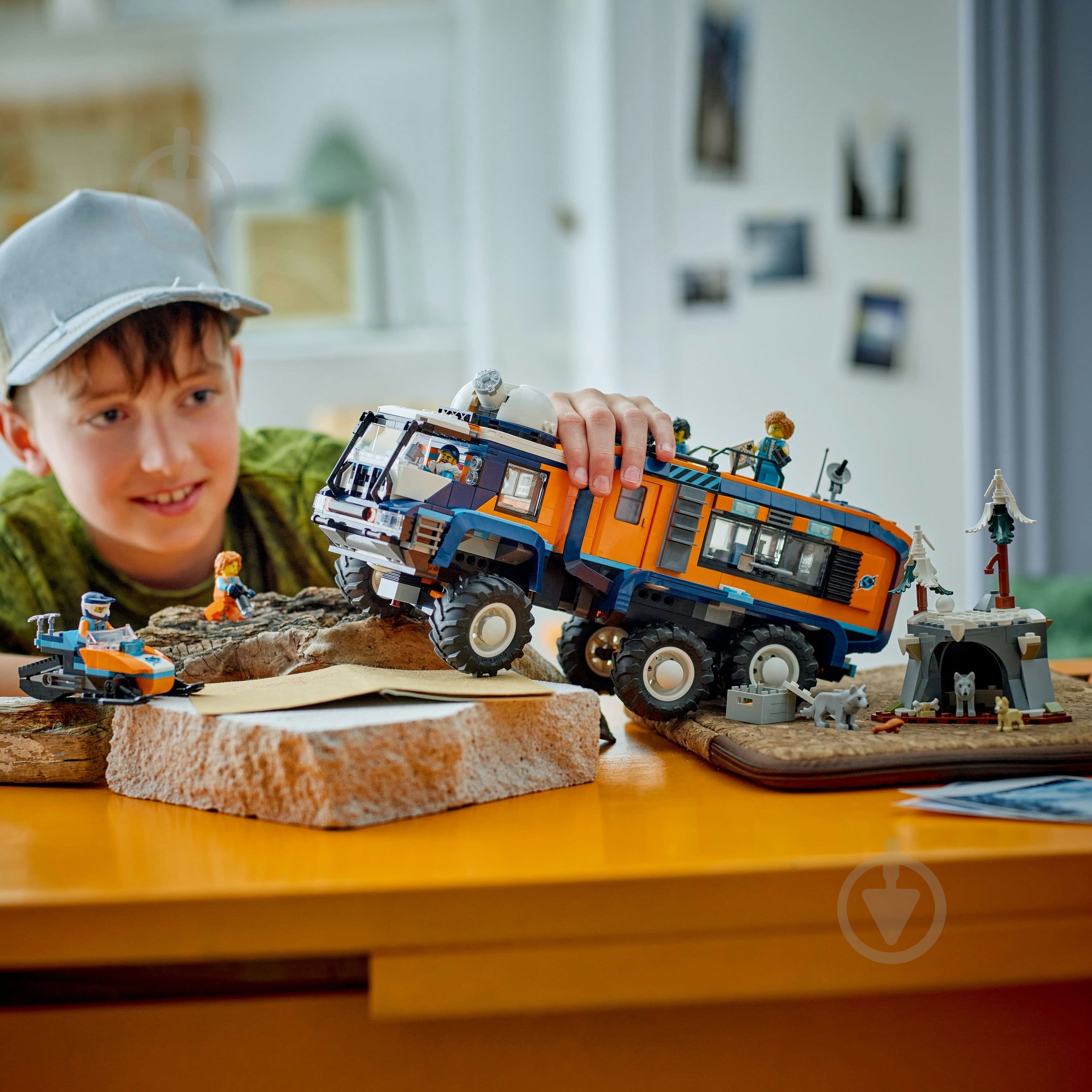 Конструктор LEGO City Арктична дослідницька вантажівка з науковою лабораторією 60471 - фото 4