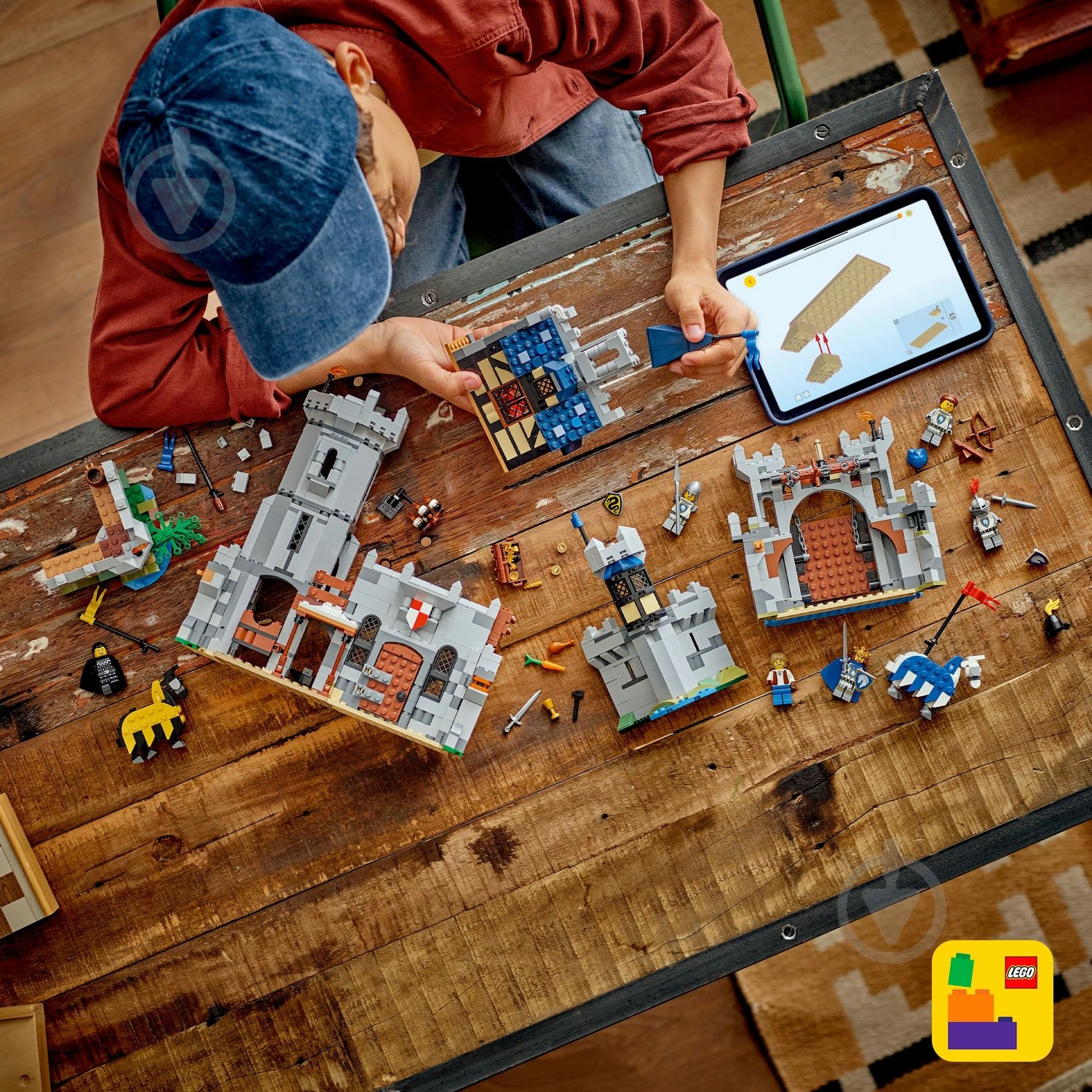 Конструктор LEGO Creator Середньовічний замок із лицарем на коні 31168 - фото 6 Конструктор LEGO Creator Середньовічний замок із лицарем на коні 31168 - фото 6