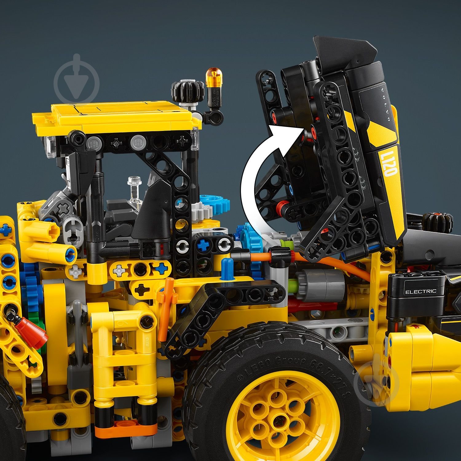 Конструктор LEGO Technic Колісний навантажувач Volvo L120 Electric 42209 - фото 9
