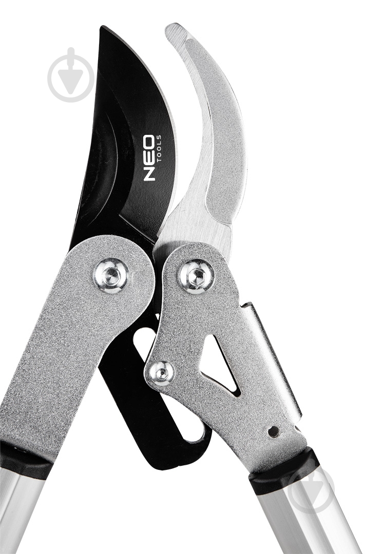 Сучкорез NEO tools 710 мм с редуктором (15-250) - фото 5 Сучкорез NEO tools 710 мм с редуктором (15-250) - фото 5