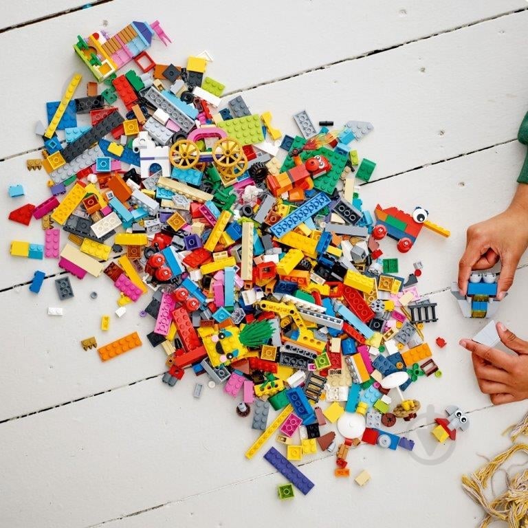 Конструктор LEGO Classic 90 лет игры 11021 - фото 6 Конструктор LEGO Classic 90 лет игры 11021 - фото 6