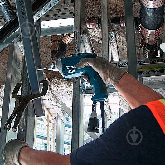 Шуруповерт сетевой Makita FS4300 - фото 2