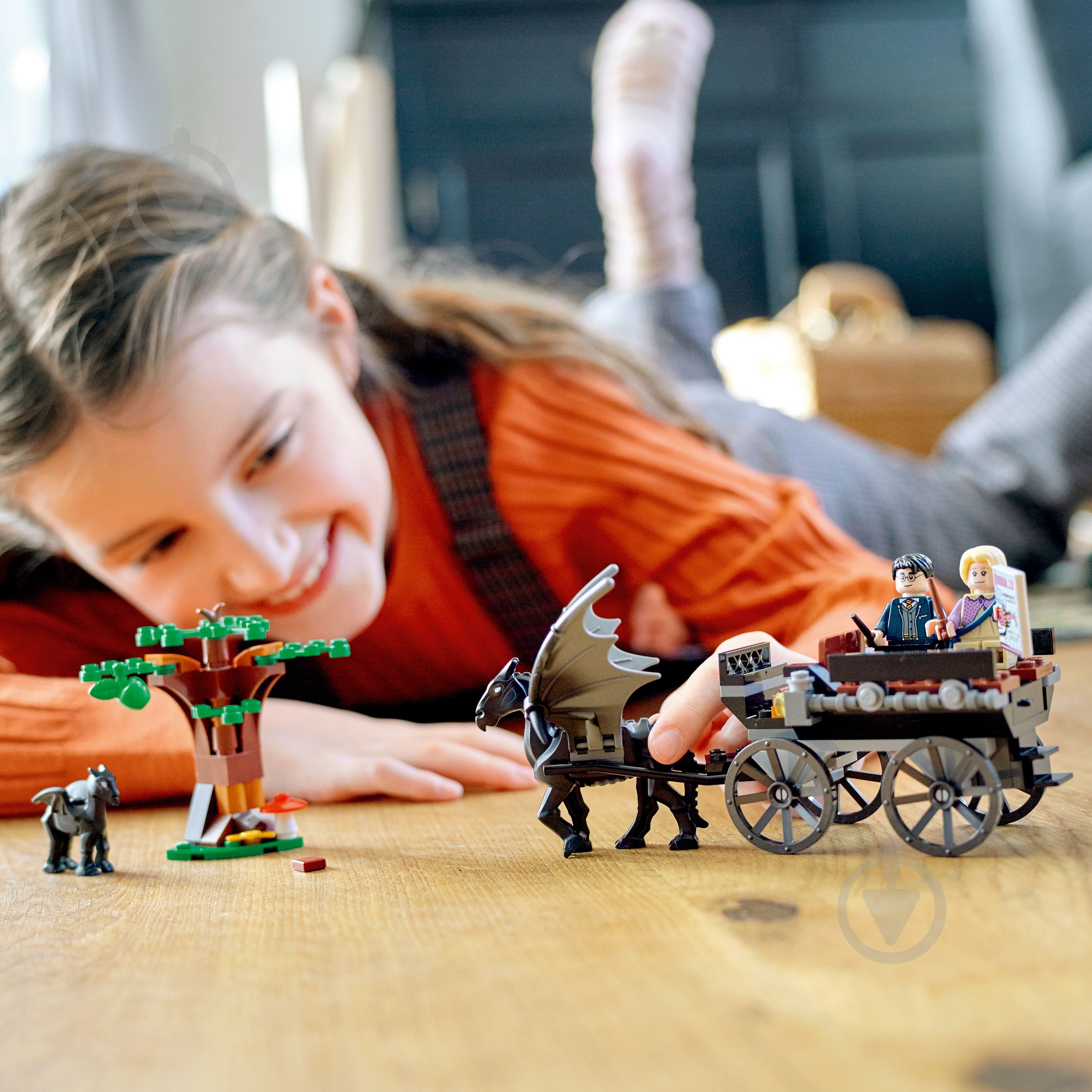 Конструктор LEGO Harry Potter Карета та Тестрали 76400 - фото 4 Конструктор LEGO Harry Potter Карета та Тестрали 76400 - фото 4