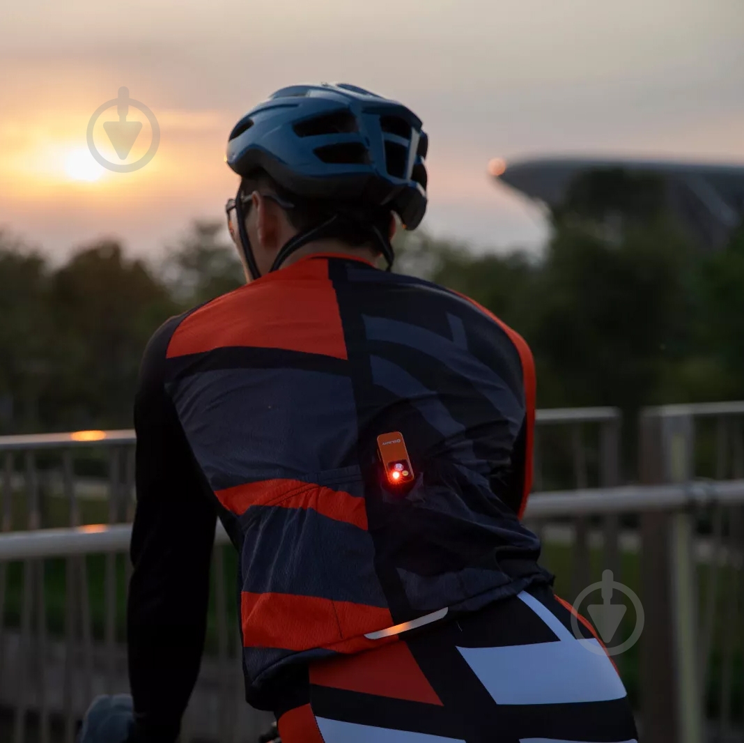 Фонарь Olight Oclip Pro 500 Lm оранжевый 2370.46.02 - фото 9 Фонарь Olight Oclip Pro 500 Lm оранжевый 2370.46.02 - фото 9