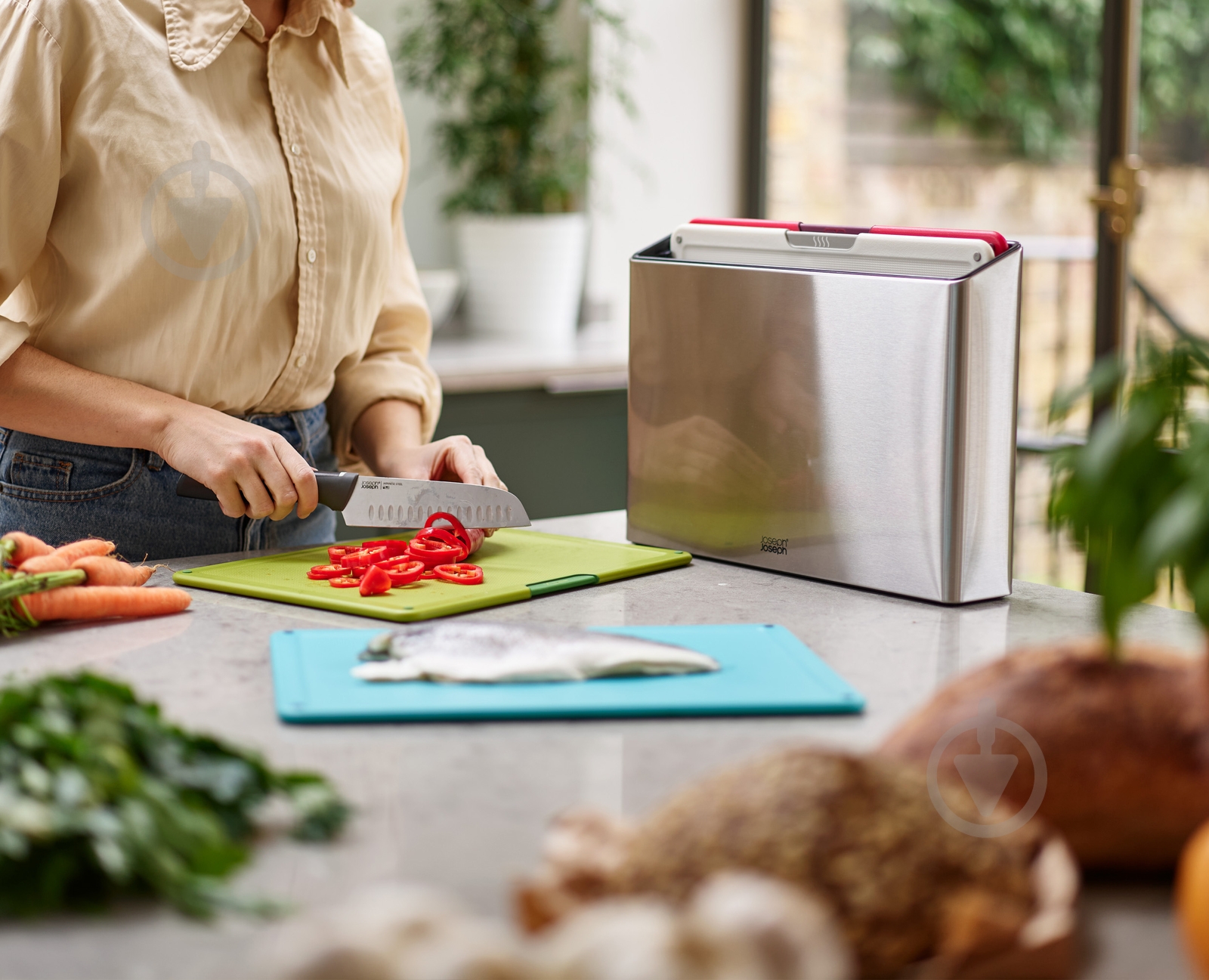 Набор досок разделочных с подставкой Joseph Joseph 4 шт. 01001130 - фото 4 Набор досок разделочных с подставкой Joseph Joseph 4 шт. 01001130 - фото 4