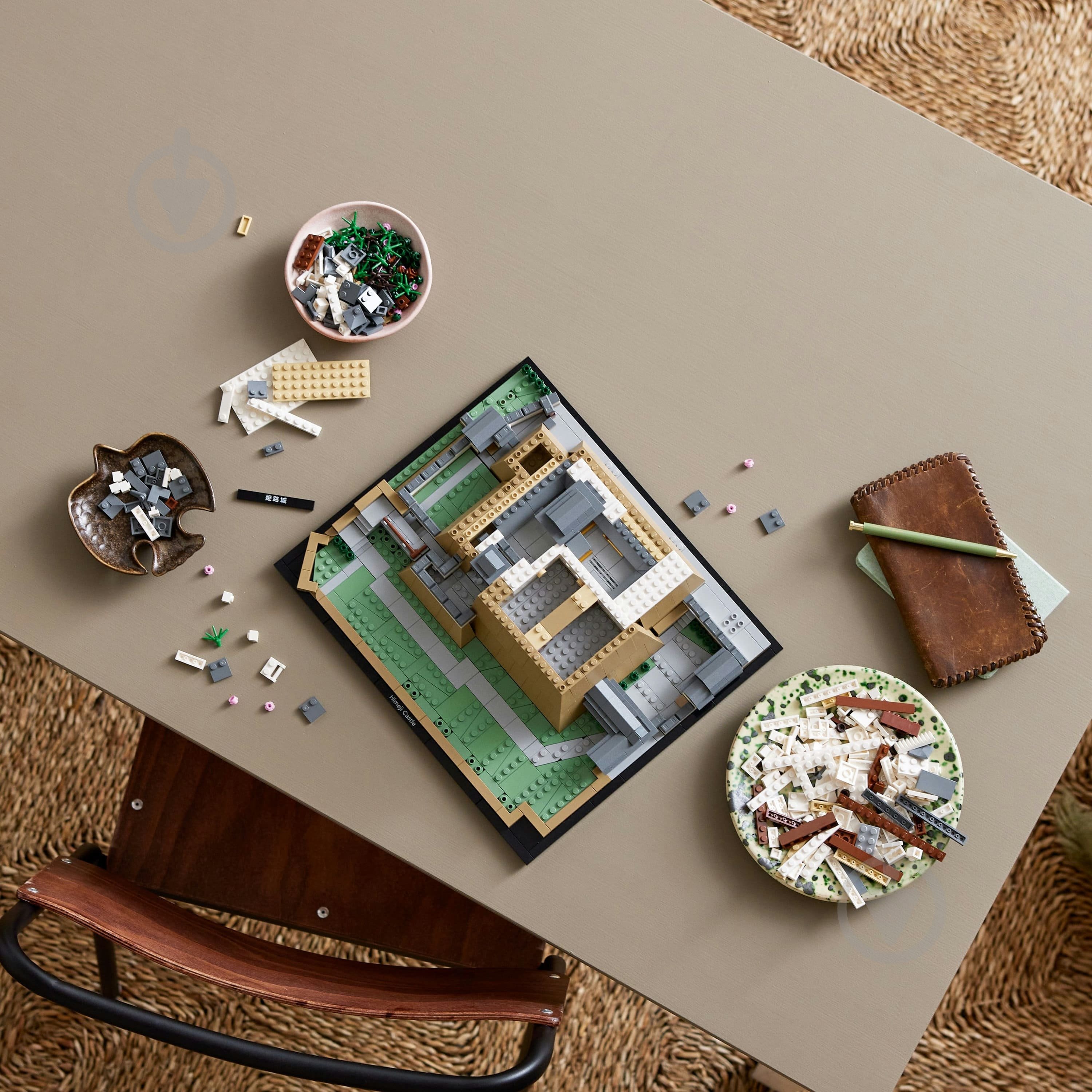 Конструктор LEGO Architecture Замок Хімедзі 21060 - фото 5 Конструктор LEGO Architecture Замок Хімедзі 21060 - фото 5