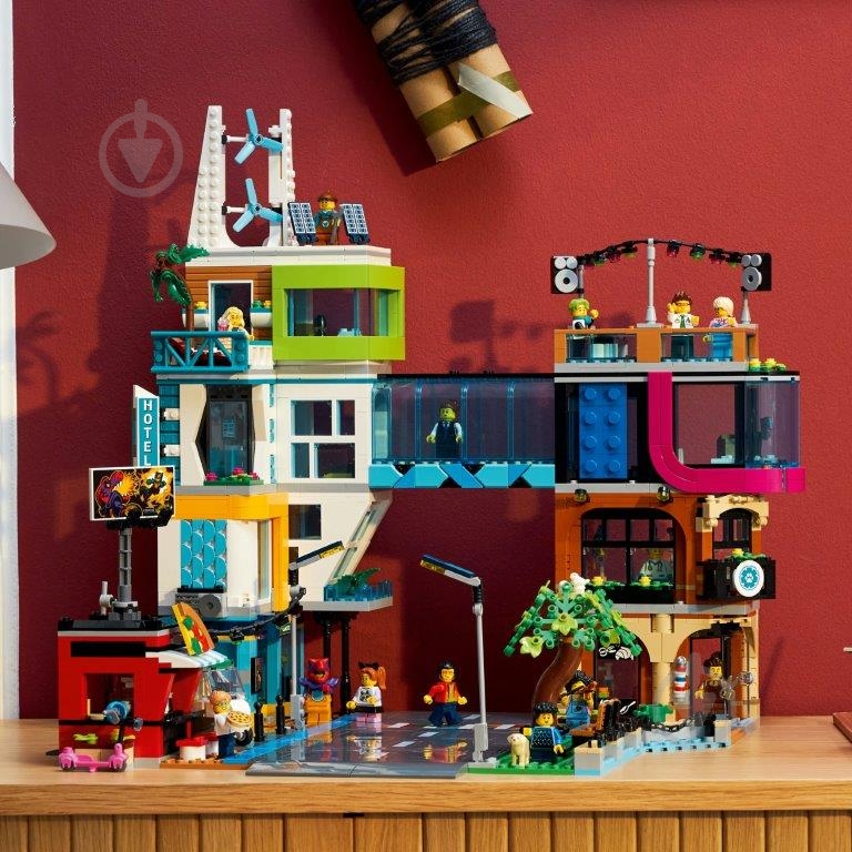 Конструктор LEGO City Центр города 60380 - фото 7