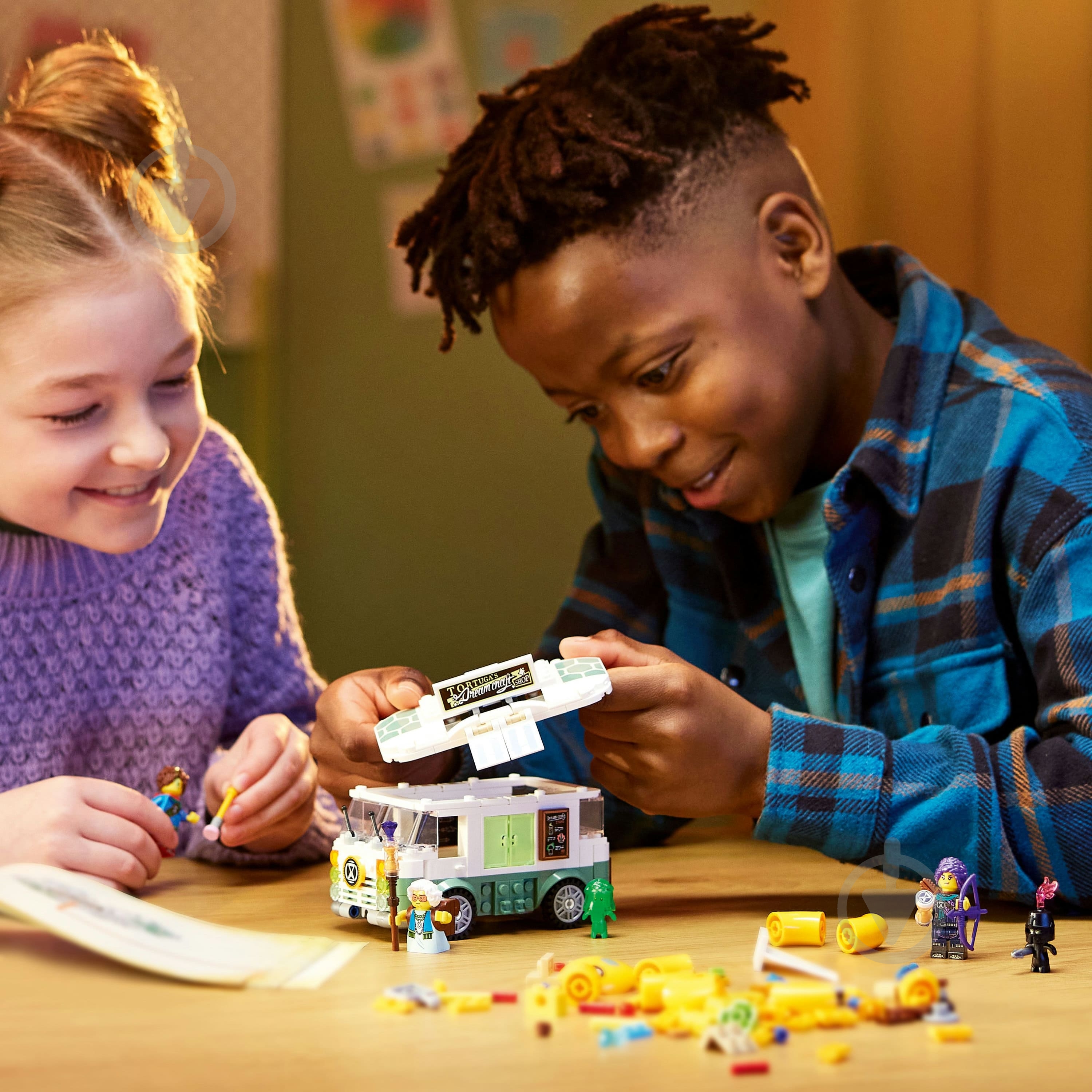 ᐉ Конструктор LEGO DREAMZzz Фургон «Черепаха» миссис Кастильо