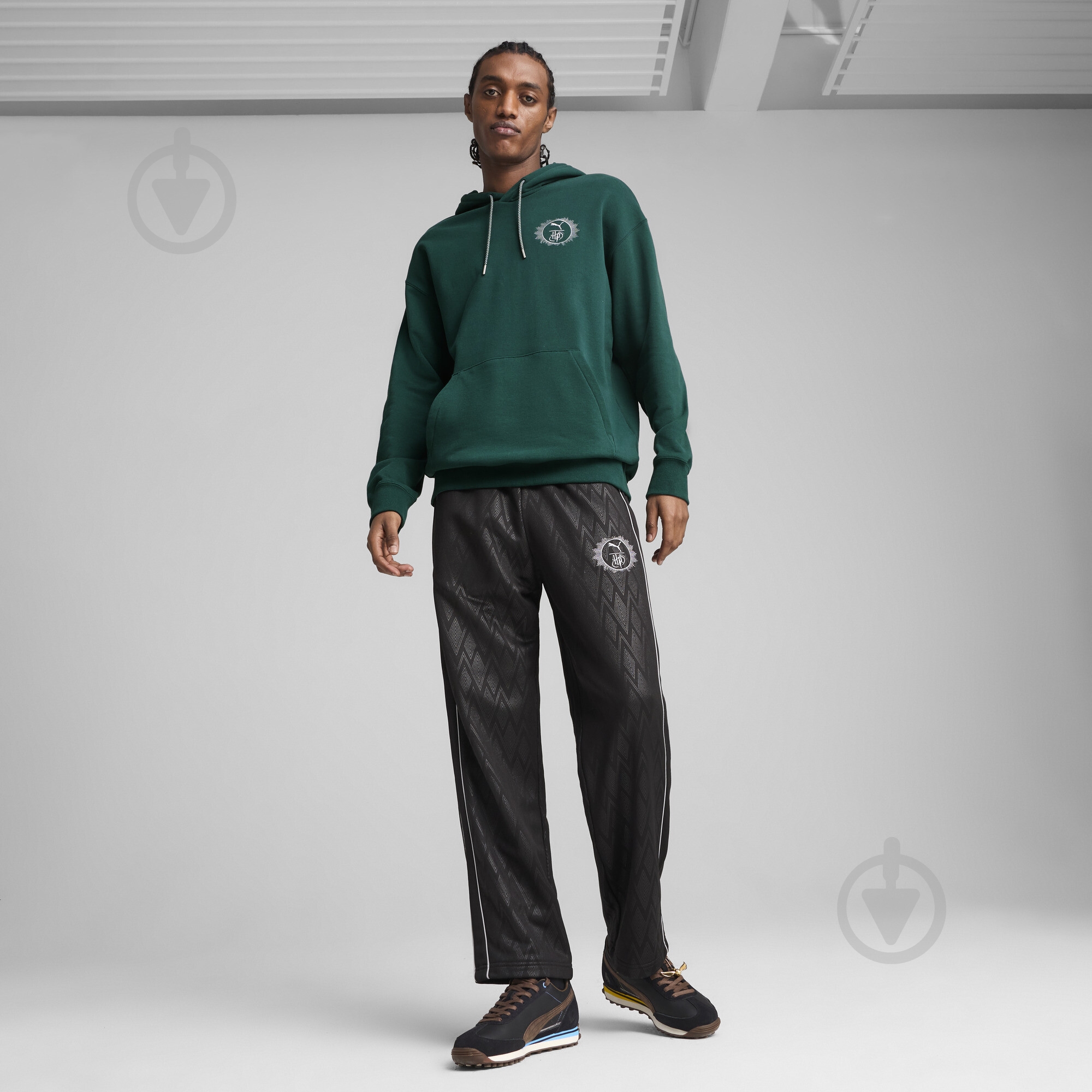 Джемпер Puma x HARRY POTTER Relaxed Graphic Hoodie TR 63009360 р.S зелений - фото 5 Джемпер Puma x HARRY POTTER Relaxed Graphic Hoodie TR 63009360 р.S зелений - фото 5