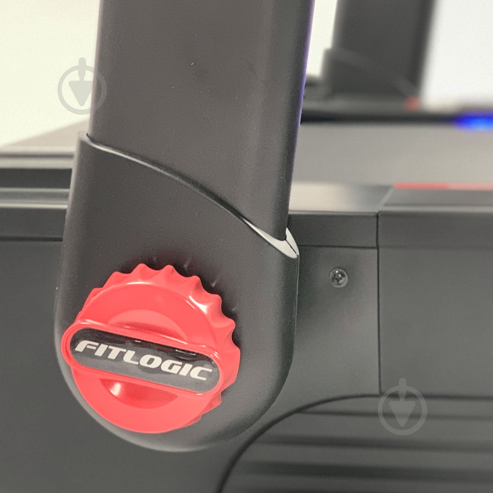 Беговая дорожка FitLogic (T950) - фото 13