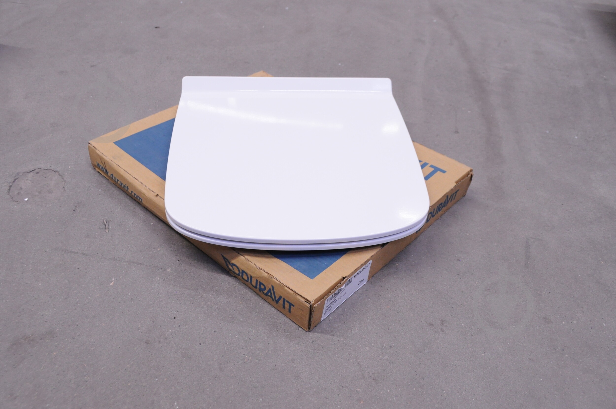 УЦІНКА! Сидіння для унітаза DURAVIT D-Code 0063790000 (УЦ №64) - фото 3 УЦІНКА! Сидіння для унітаза DURAVIT D-Code 0063790000 (УЦ №64) - фото 3