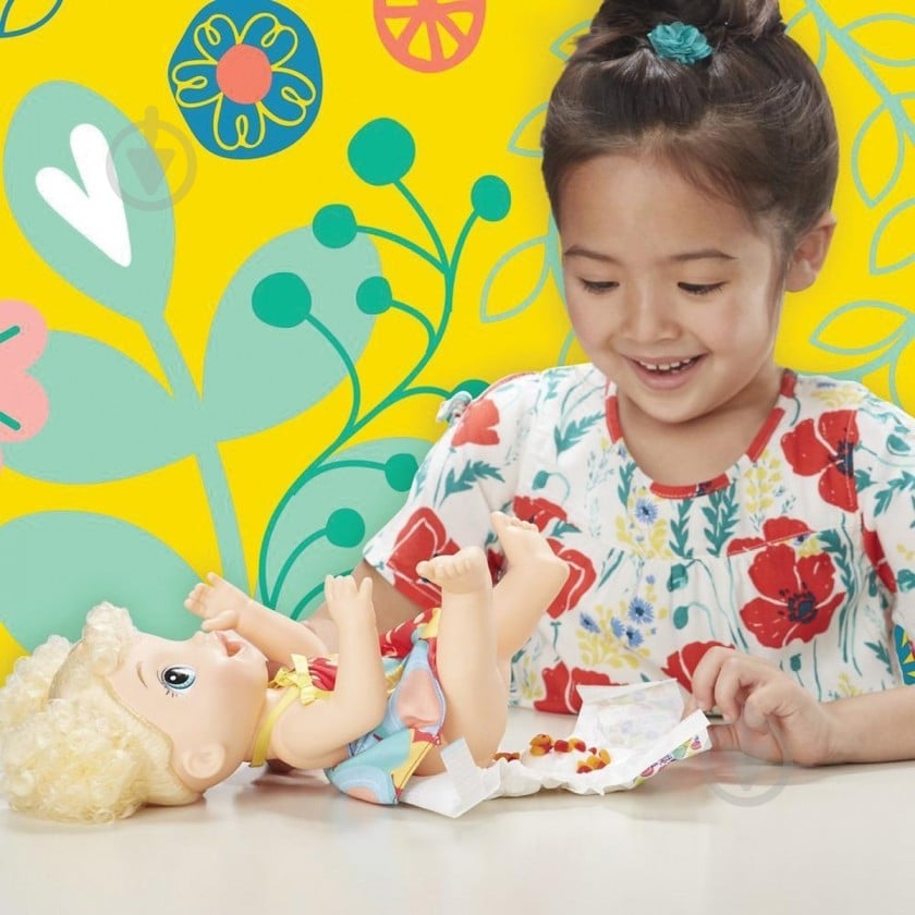 Кукла Hasbro Малышка и еда E1947 - фото 3