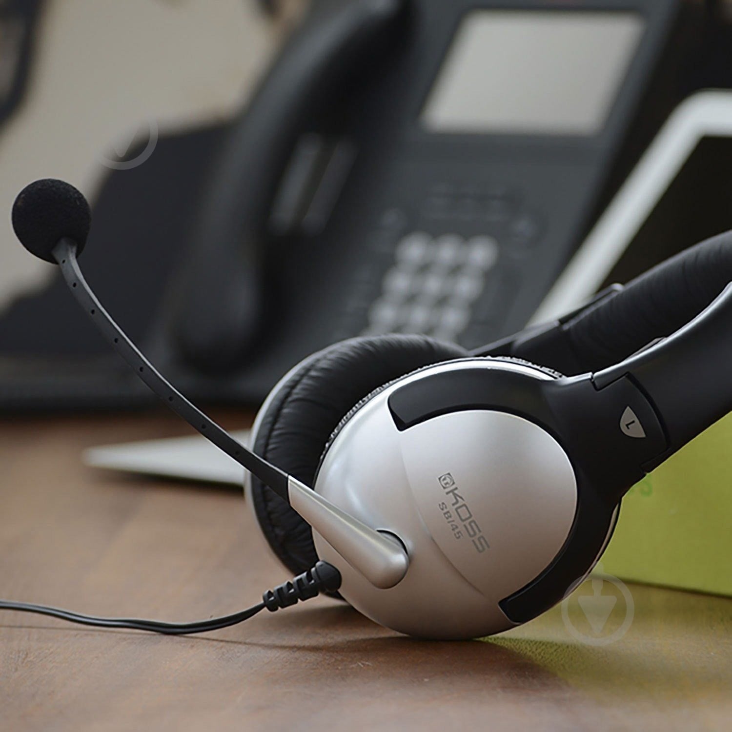 Гарнітура Koss SB45 Over-Ear USB black/silver (195752.101) - фото 2 Гарнітура Koss SB45 Over-Ear USB black/silver (195752.101) - фото 2