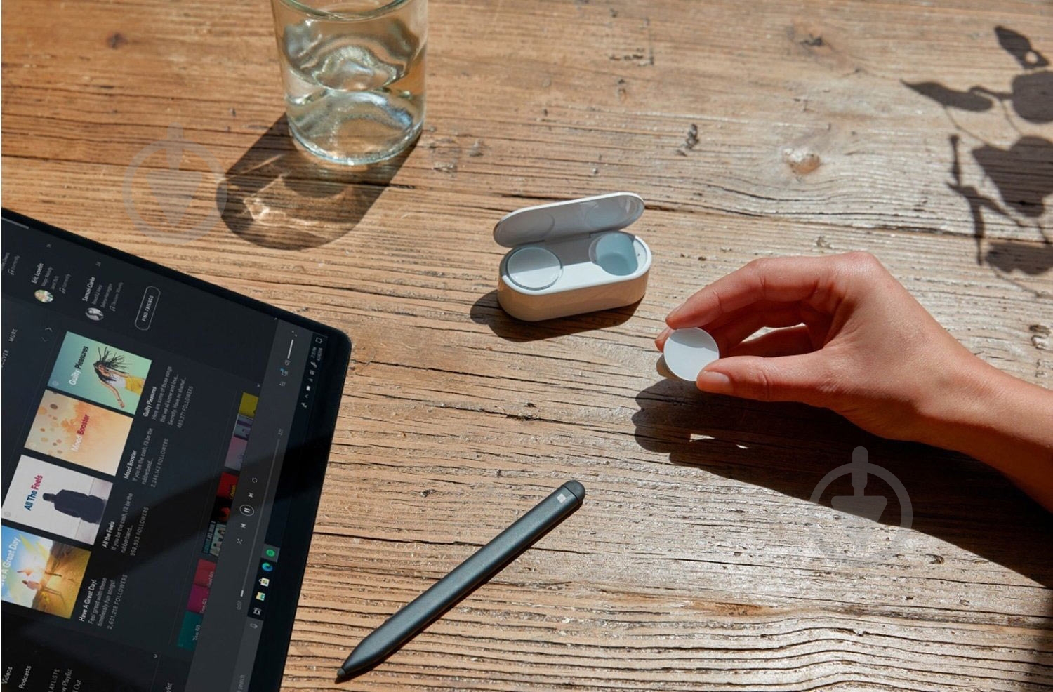 Наушники Microsoft Bluetooth Surface Earbuds grey (HVM-00010) - фото 9 Наушники Microsoft Bluetooth Surface Earbuds grey (HVM-00010) - фото 9