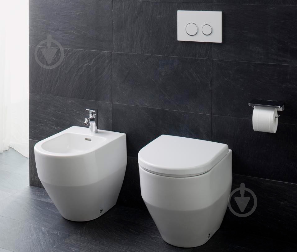 Унитаз Laufen Pro New 2295.2 с крышкой - фото 3 Унитаз Laufen Pro New 2295.2 с крышкой - фото 3