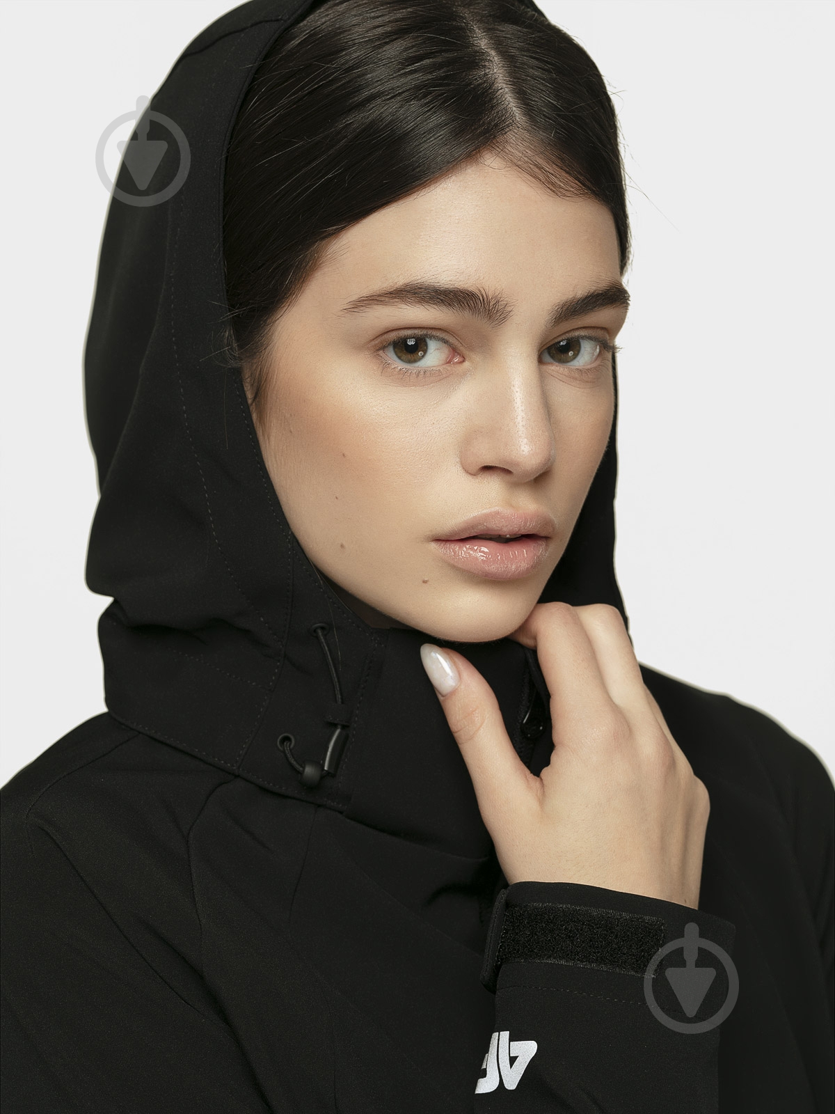 Куртка женская демисезонная 4F D4L20-SFD301-20S р.XS черная - фото 3 Куртка женская демисезонная 4F D4L20-SFD301-20S р.XS черная - фото 3