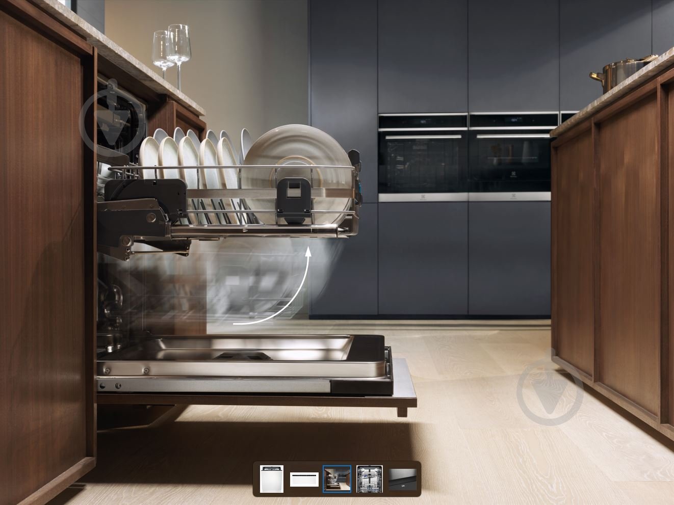 Вбудовувана посудомийна машина Electrolux EEC87310W - фото 3
