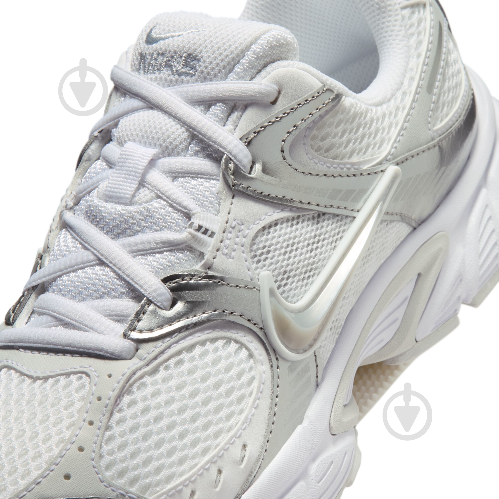Кросівки Nike V5 RNR HQ7901-112 р.41 - фото 10