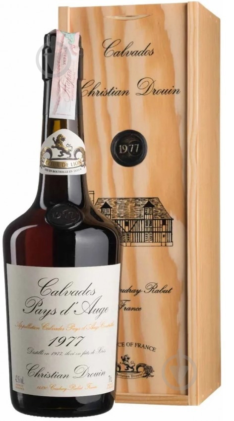 Кальвадос Christian Drouin 1977 р. 0,7 л - фото 1 Кальвадос Christian Drouin 1977 р. 0,7 л - фото 1