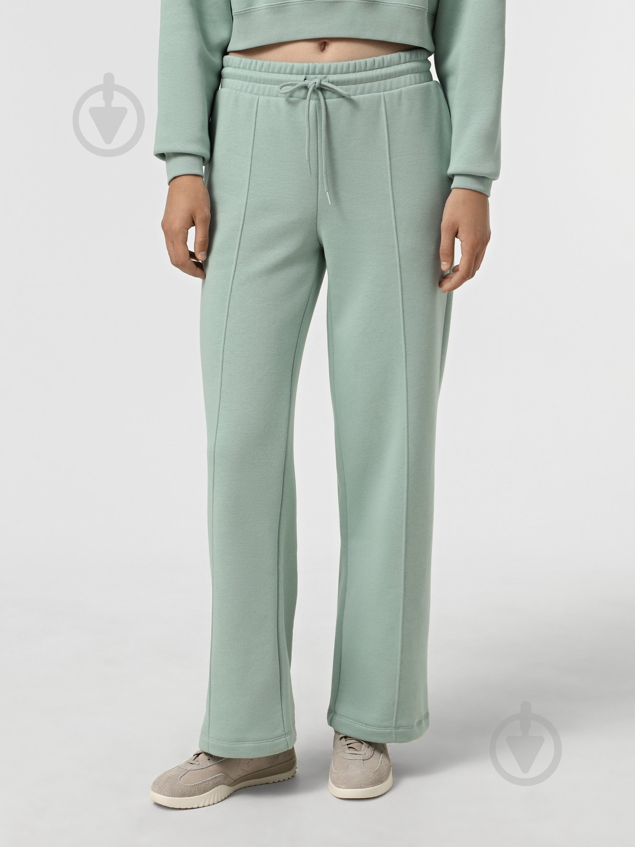 Штани Converse STR CHEV OPENHM PANT CVW5B583-M58 р. L зелений - фото 1 Штани Converse STR CHEV OPENHM PANT CVW5B583-M58 р. L зелений - фото 1