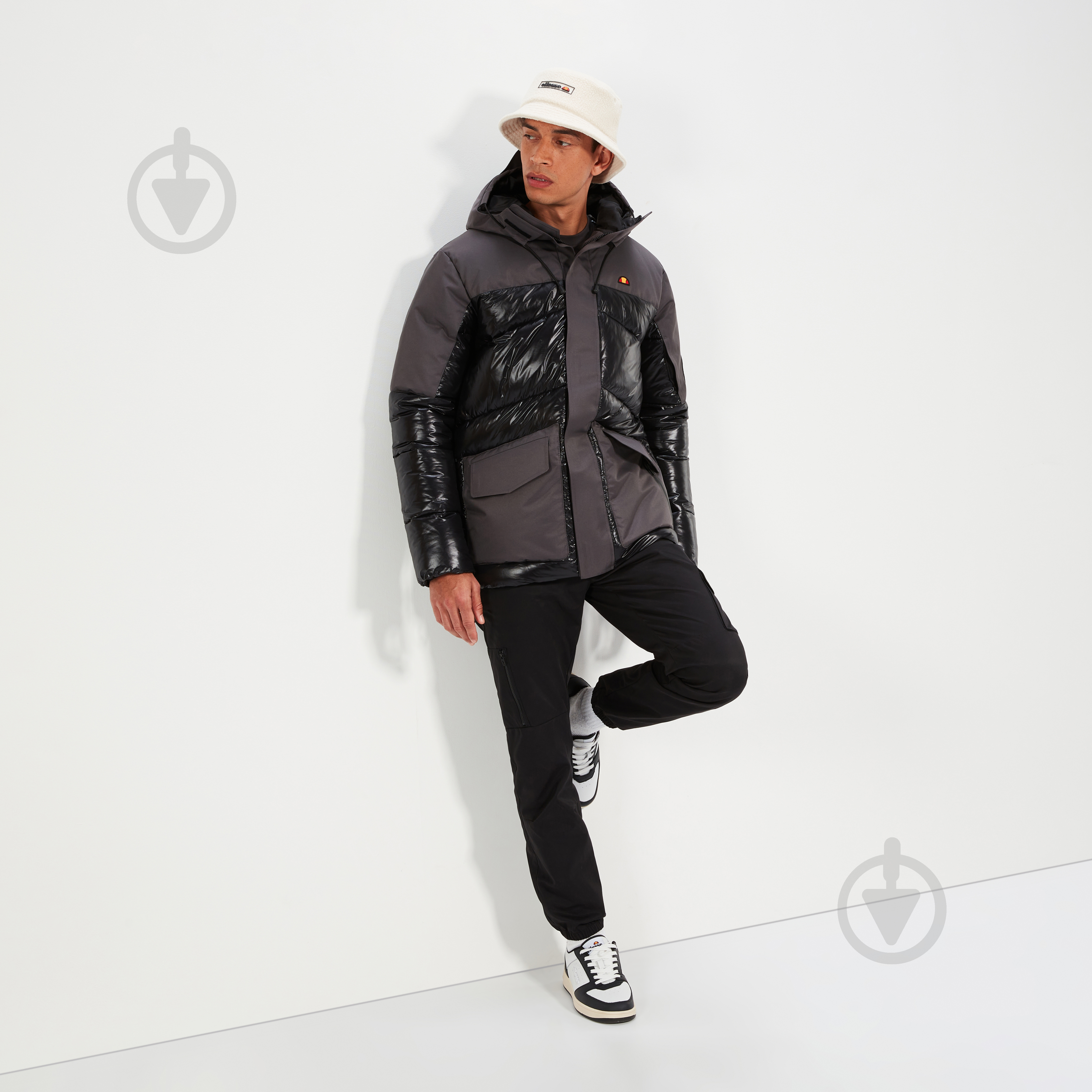 Куртка мужская зимняя Ellesse CIMINI PADDED JACKET SXT19109011 р.S черная - фото 2 Куртка мужская зимняя Ellesse CIMINI PADDED JACKET SXT19109011 р.S черная - фото 2