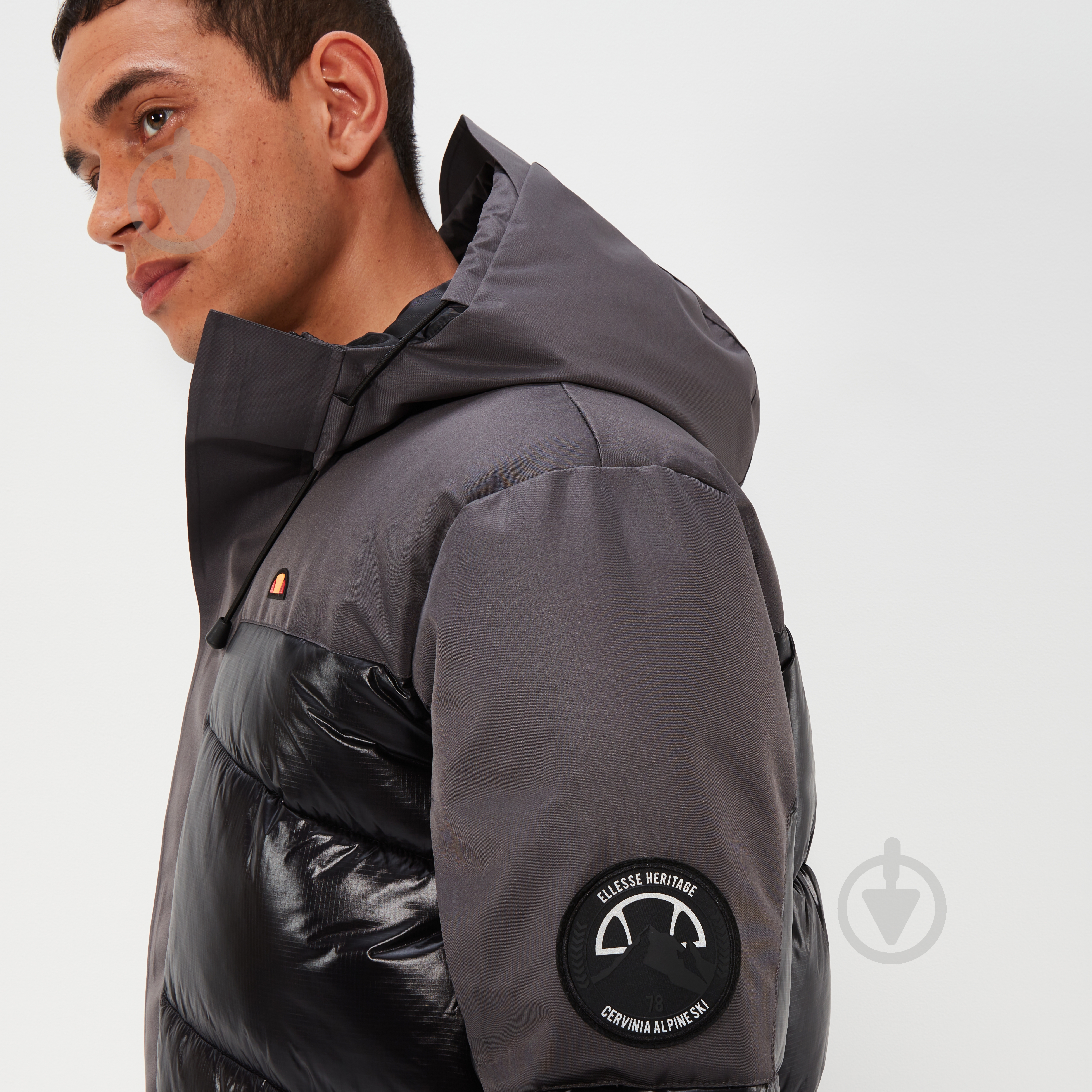 Куртка мужская зимняя Ellesse CIMINI PADDED JACKET SXT19109011 р.S черная - фото 4 Куртка мужская зимняя Ellesse CIMINI PADDED JACKET SXT19109011 р.S черная - фото 4