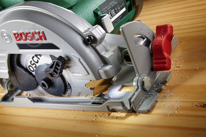 Пила дисковая Bosch Universal Circ 12 06033C7002 - фото 3