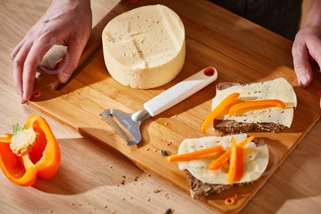 Слайсер для сиру Fiskars Functional Form (1016128) - фото 6