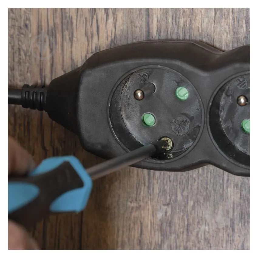 Удлинитель Emos 1 мм² 10A 2300 Вт FRENCH с заземлением 3 гн. черный 1,5 м PC0311_FR - фото 5