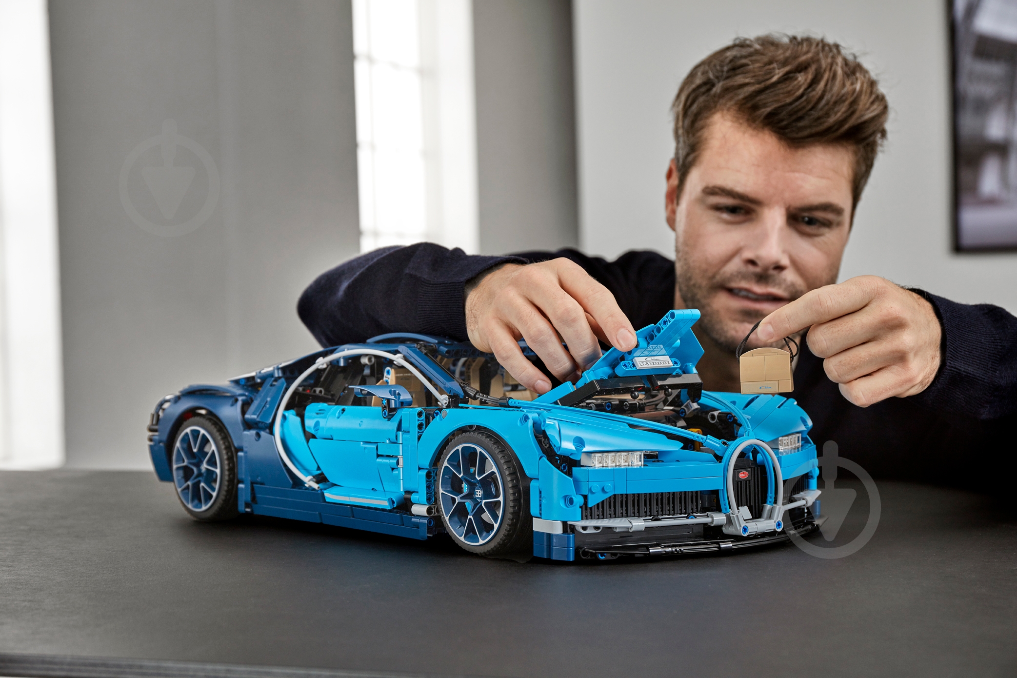 Конструктор LEGO Technic Автомобиль Bugatti Chiron 42083 - фото 73 Конструктор LEGO Technic Автомобиль Bugatti Chiron 42083 - фото 73